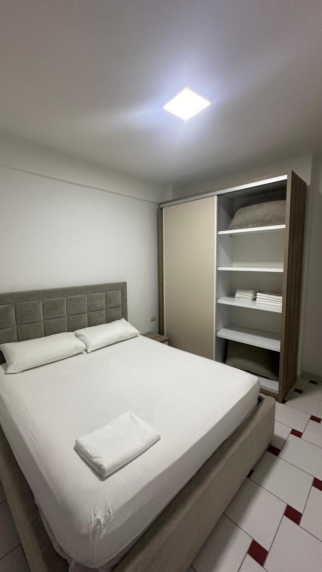 Jasmine Apartments Sarandë Exterior foto